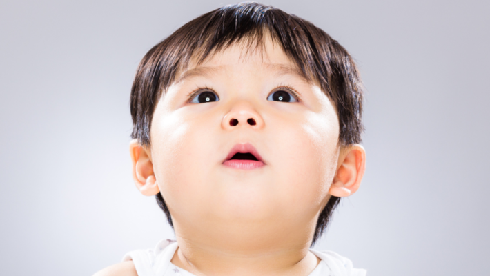 4 tips! Take care of your baby's hair to make it thick and black